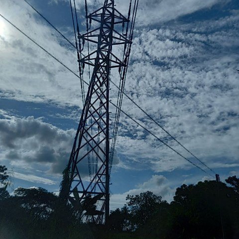 Torre de alta tensión